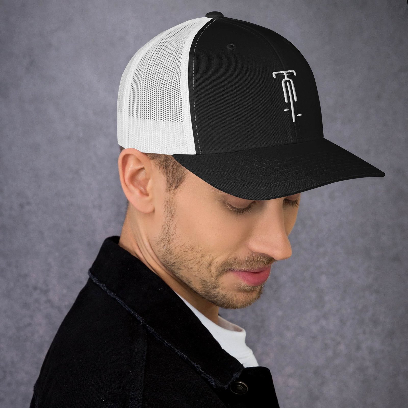 retro-trucker-hat-black-white-right-6a65e5e78b299.jpg