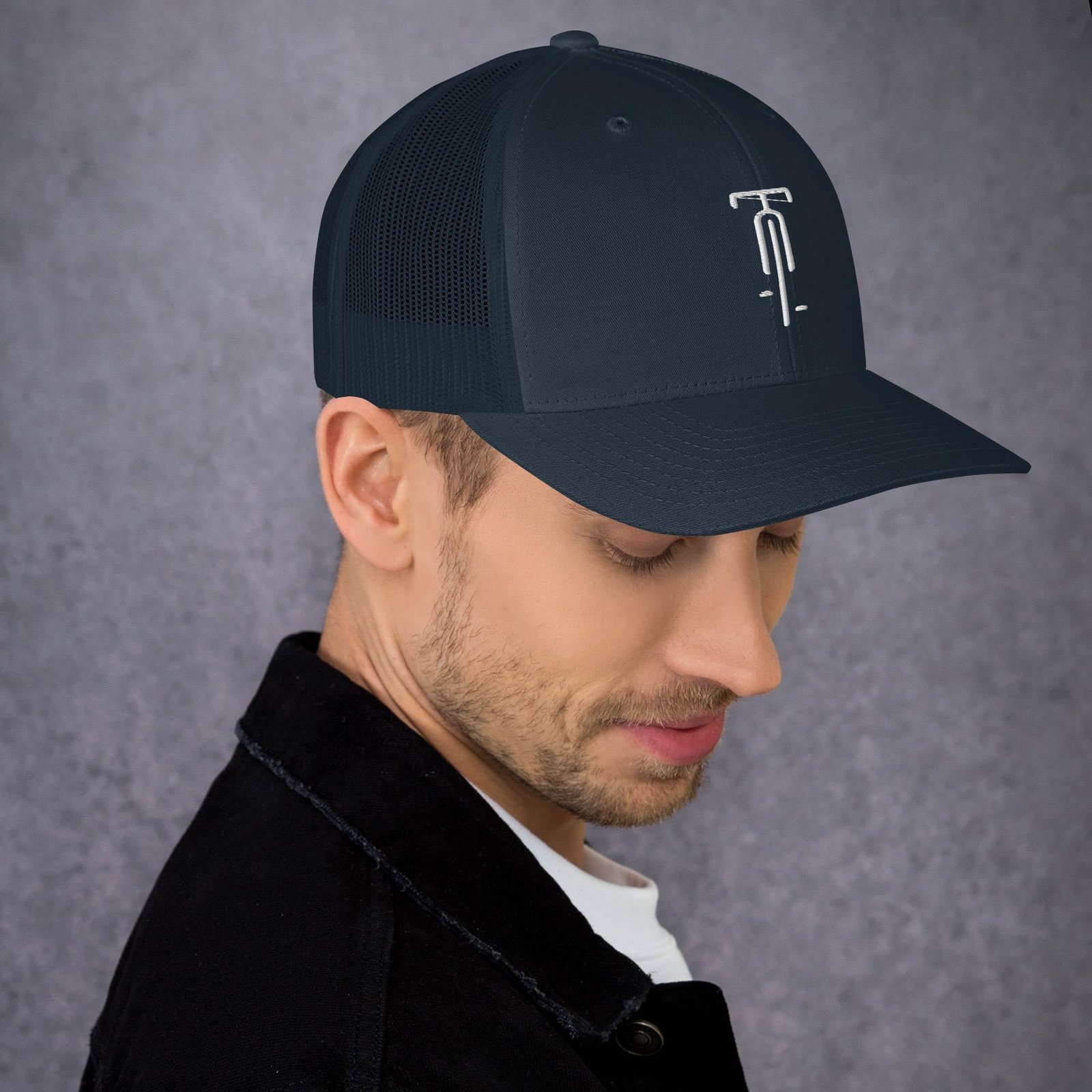 retro-trucker-hat-navy-right-6a65e5e78b45b.jpg